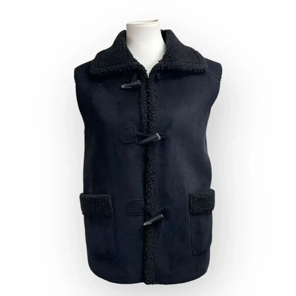 Jones New York Black Faux Suede Vest, toggle button. Women's XL, faux sherpa - Picture 1 of 14